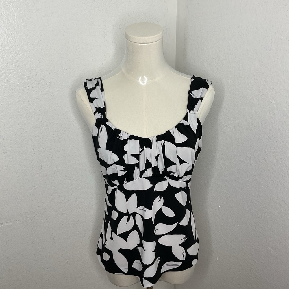 WHITE HOUSE BLACK MARKET Tankini Top S Black White  Floral Print Swim Resortwear
